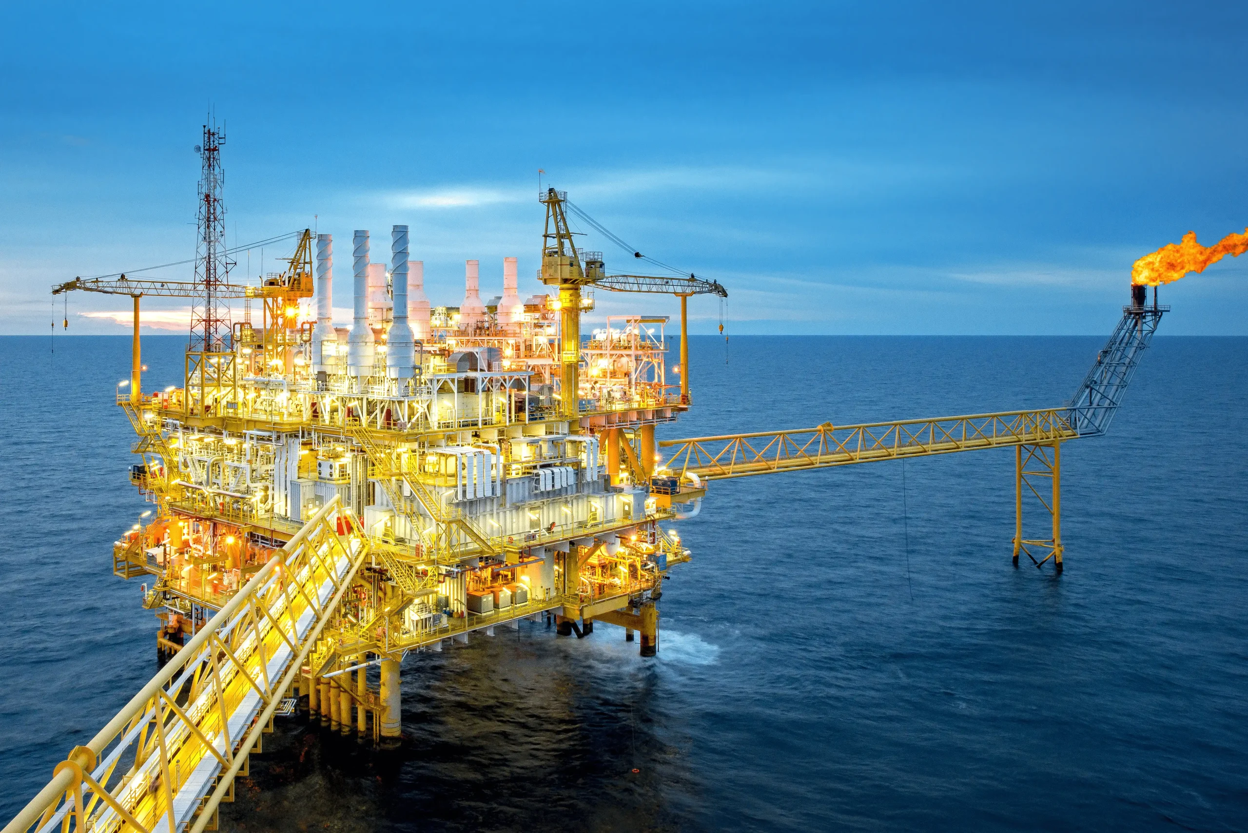 Oil & Gas 1 oil and gas rig scaled